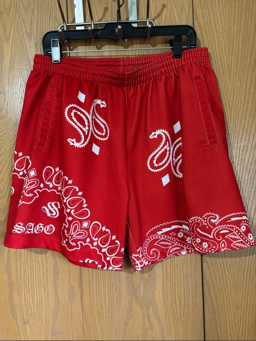 SAGO studio red bandana shorts Men’s XL elastic waist with string tie pockets - Picture 1 of 9